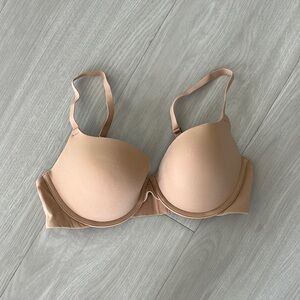 Seamless Tan Bra skims